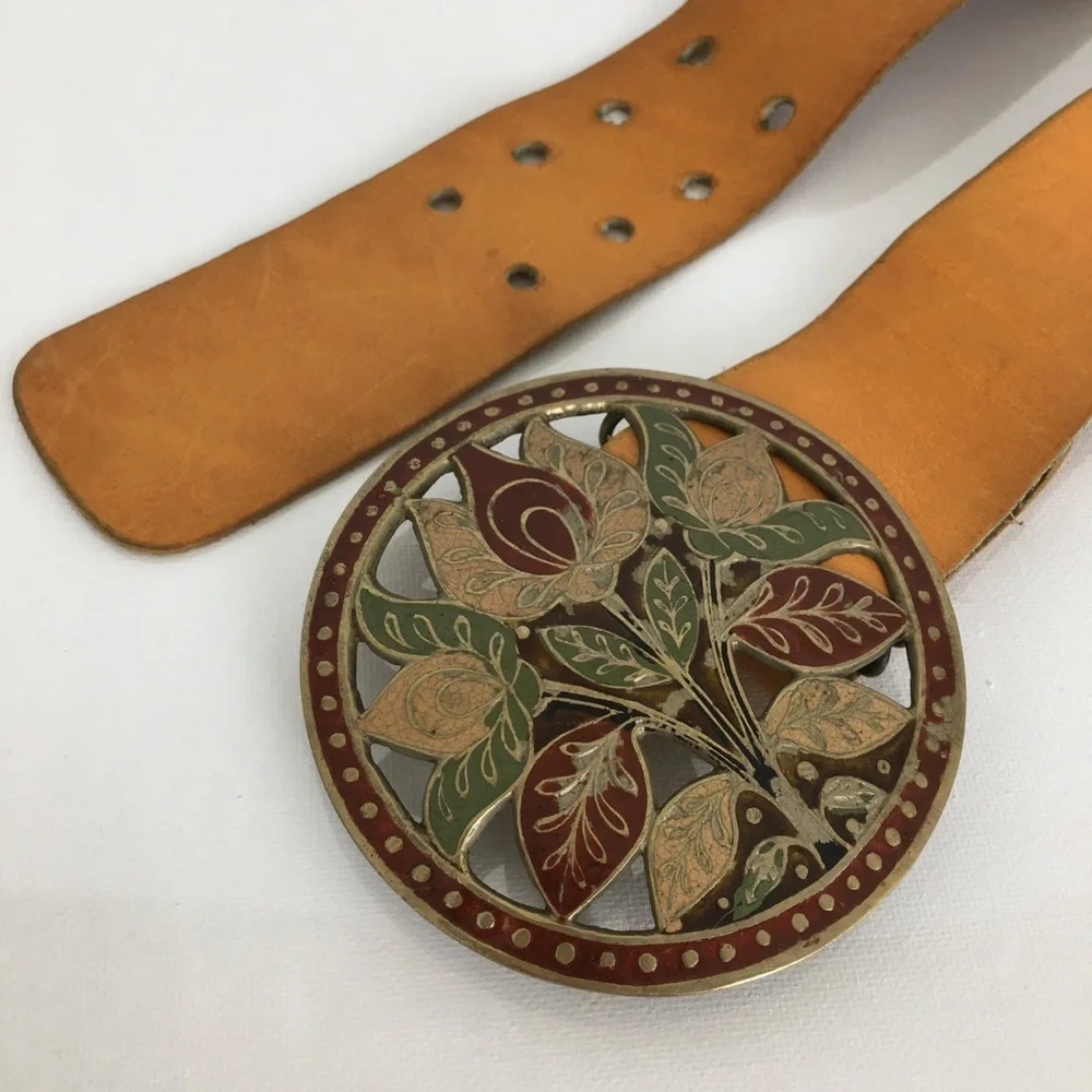 Rare 70s Vintage Leather Belt Brown Round Floral Enamel Buckle Retro Boho